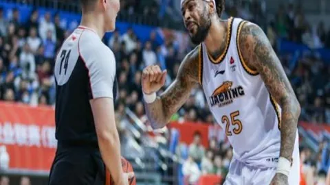 2025中国女性年终战役：岁月重塑，孤独孕育新希望